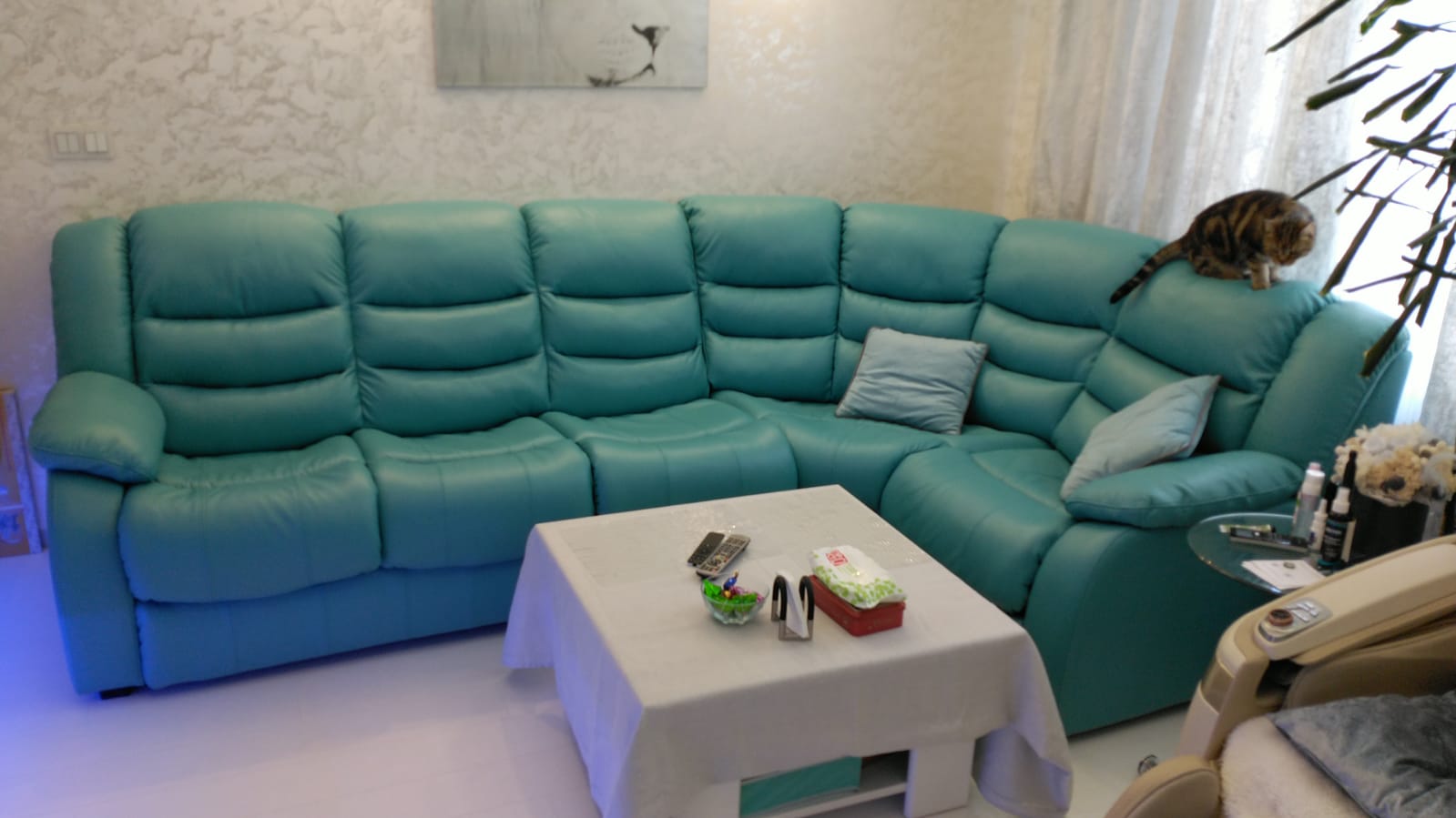 Перетяжка дивана на дому. Красный Сулин