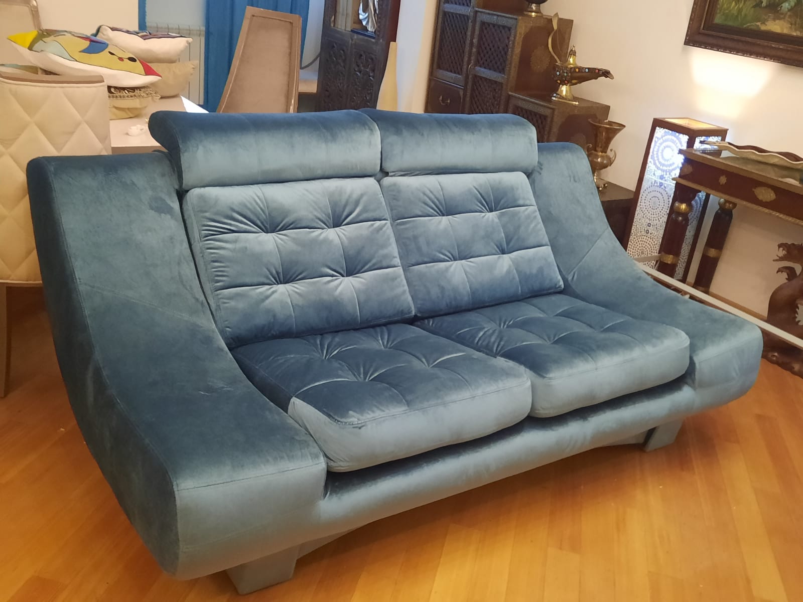 Обивка дивана на дому. Красный Сулин